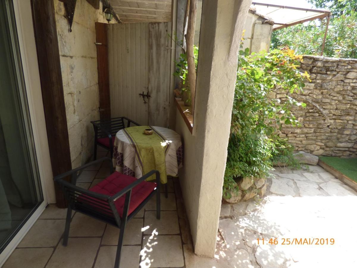 Mas Maurane-Chambre D'Hote Avec Spa Prive Aux Portes D'Arles Tarascon Exterior photo